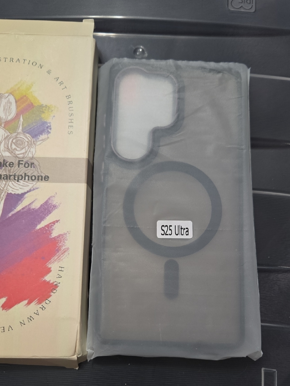 S25 Ultra Clear Black Magnetic Wireless Charging Case - Compatible